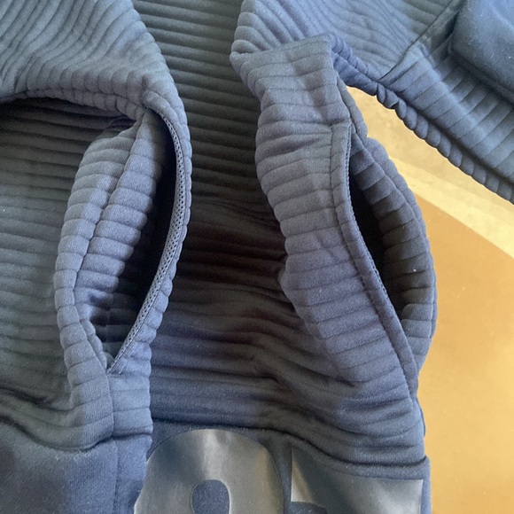 NIKE DRI-FIT sweat shirt - Picture 6 of 9